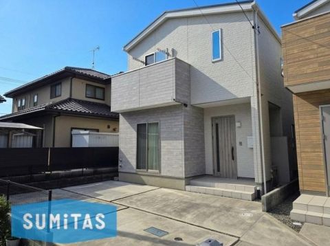 Fukuyama, Hiroshima property