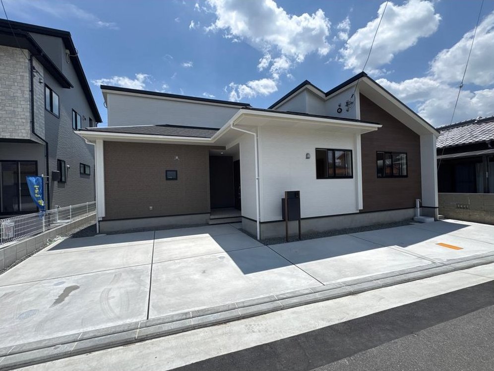 Blooming Garden, Higashi Ward, Saidaiji, Igoe 2nd &mdash; photo 2