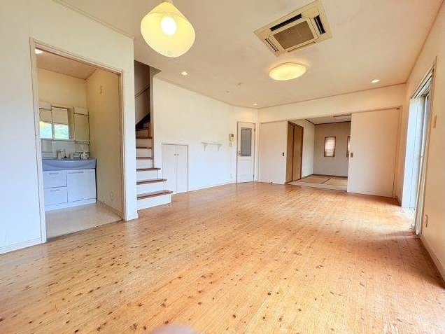 Detached house in Arino Nakamachi 3-chome &mdash; photo 4