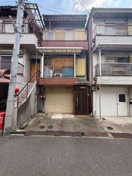 Higashiosaka, Osaka property