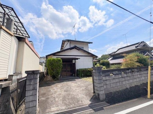 Yayoi-gaoka, Ekimae-cho (Tode Station) 6.99 million yen &mdash; photo 1