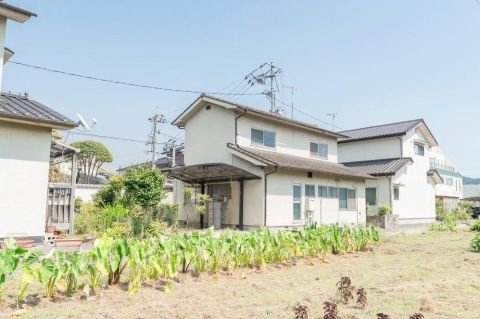 Fukuyama, Hiroshima property