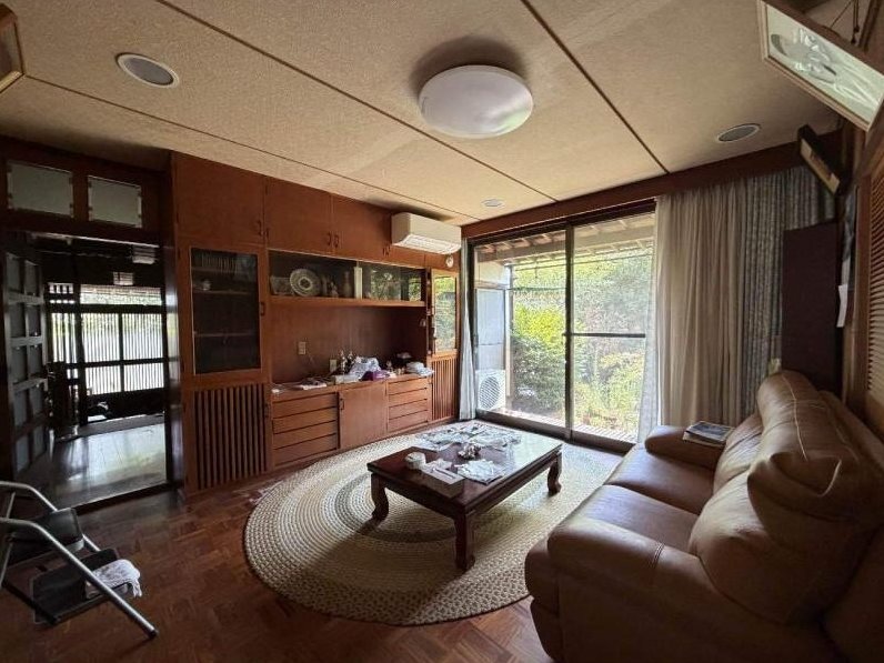 〇Pre-owned detached house in Ichinomiya-cho, Takamatsu City &mdash; photo 3