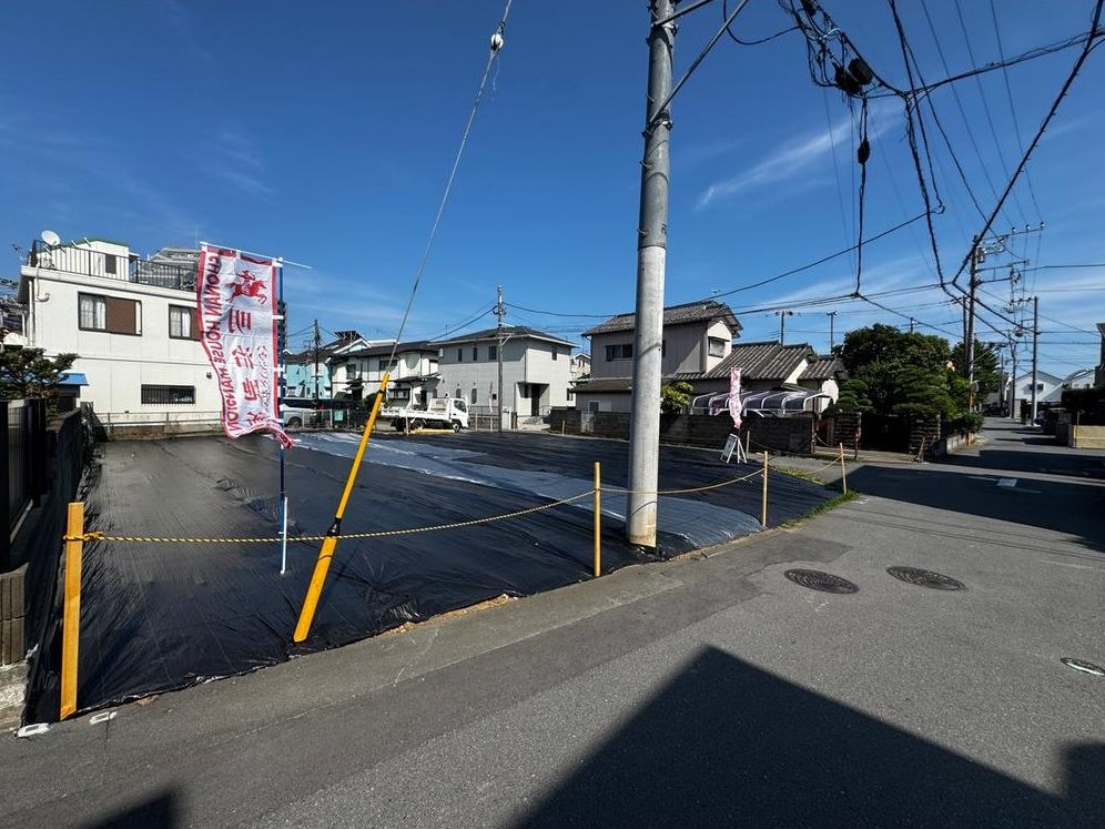 A happy home where you can live your life your way, surrounded by tranquility near the sea in Nakajima, Chigasaki. &mdash; photo 2