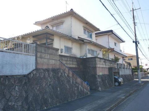 Fukuyama, Hiroshima property