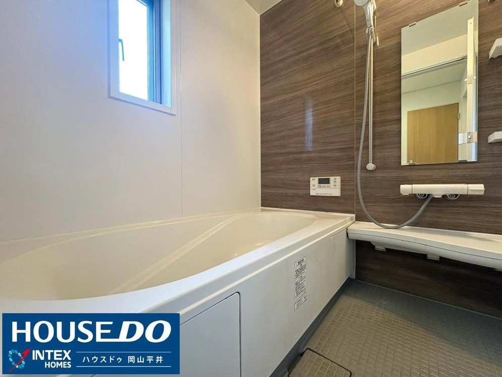 Parking space for up to 3 cars! A spacious 4LDK apartment in Kadota Bunka-cho, Naka-ku ◆3-chome, Kadota Bunka-cho◆ &mdash; photo 7