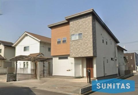 Fukuyama, Hiroshima property