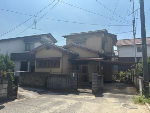 Fukuyama, Hiroshima property
