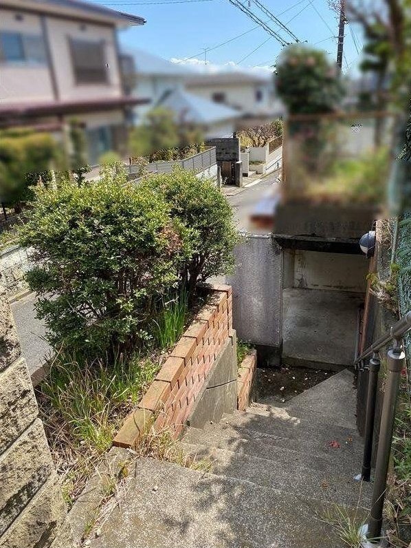 Land with an old house in Nishikamakura 4-chome &mdash; photo 4