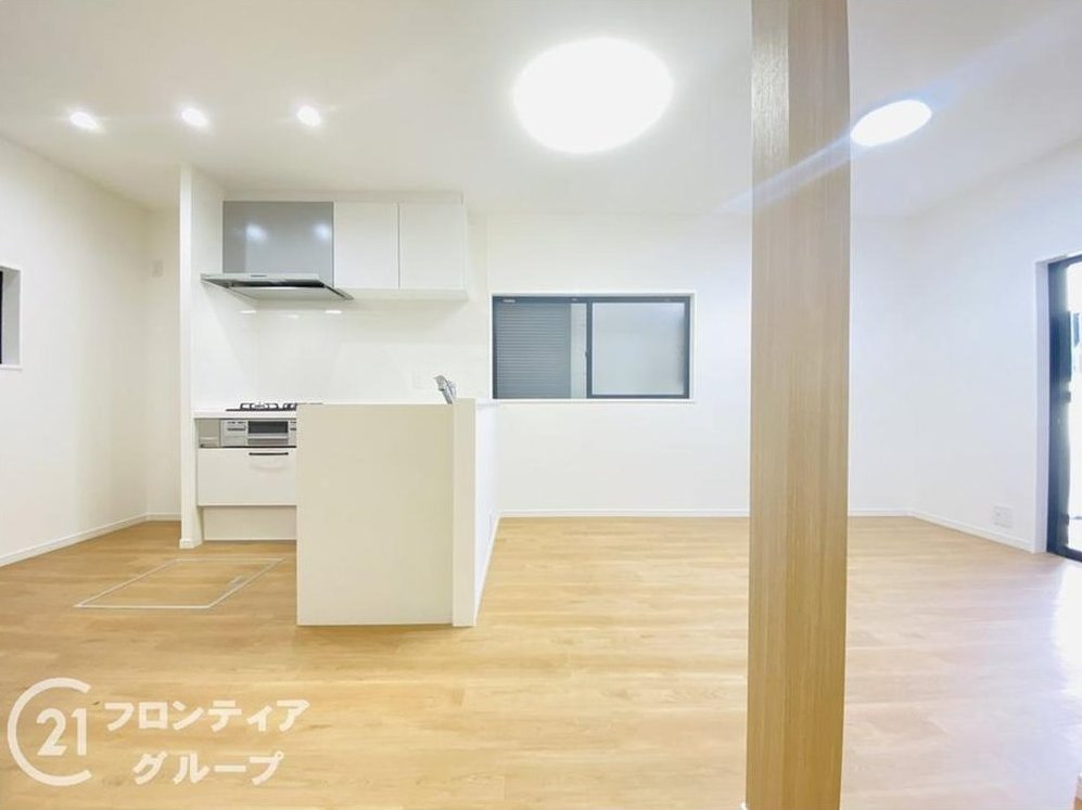 Used detached house in Inada Shinmachi 3-chome, Higashi Osaka City &mdash; photo 7