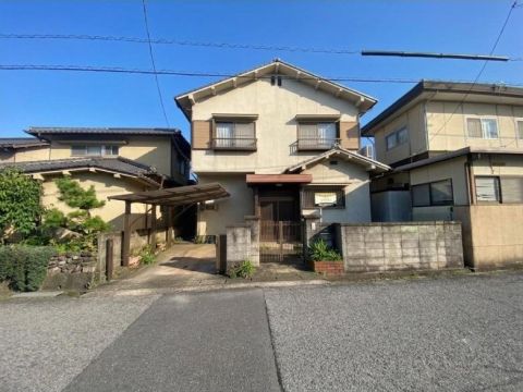 Fukuyama, Hiroshima property