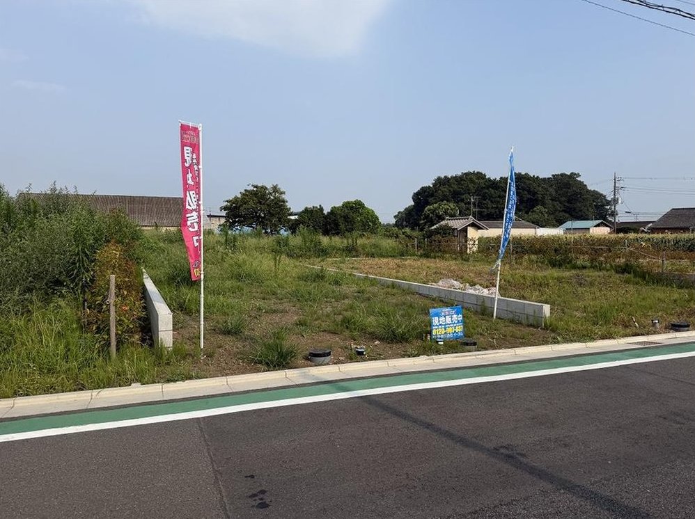 [Seller] Osogo, Fujisawa City. The name of the area comes from the habitat of otters. Two plots of land for sale with building restrictions. &mdash; photo 3