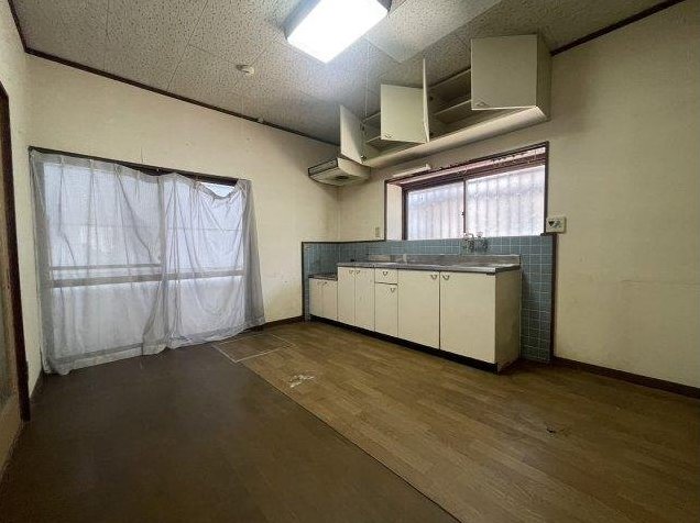 Nishifukatsu-cho 5 (Fukuyama Station) 9.8 million yen &mdash; photo 5