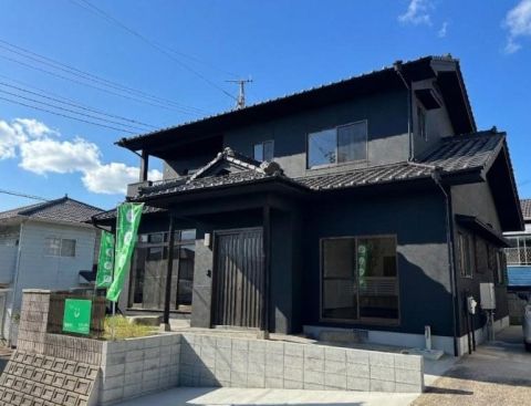 Fukuyama, Hiroshima property