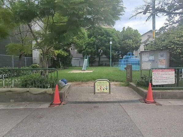 Used detached house · 4LDK in Kobe, Hyogo &mdash; photo 8