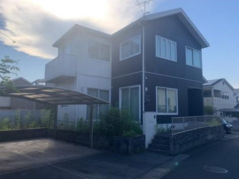 Fukuyama, Hiroshima property