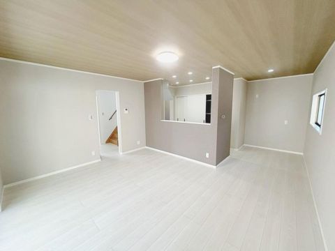 Fukuyama, Hiroshima property