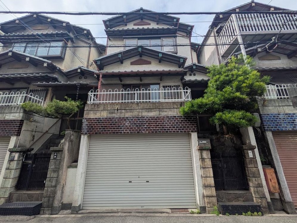 Koji Higashi 4 (Koji Station) 16.8 million yen &mdash; photo 1