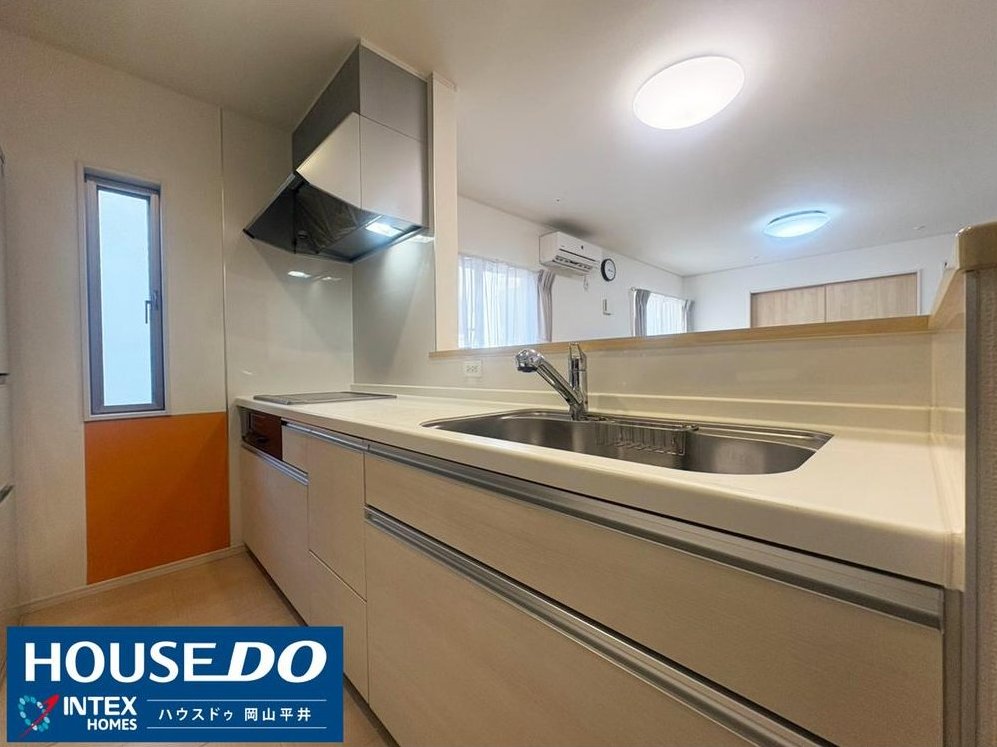 Parking space for up to 3 cars! A spacious 4LDK apartment in Kadota Bunka-cho, Naka-ku ◆3-chome, Kadota Bunka-cho◆ &mdash; photo 6