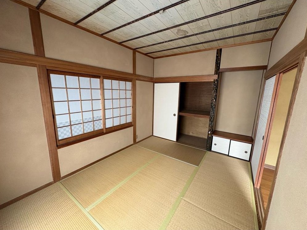 Kōnan-chō, Takamatsu City: 3.7 million &mdash; photo 5