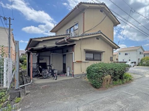 Fukuyama, Hiroshima property