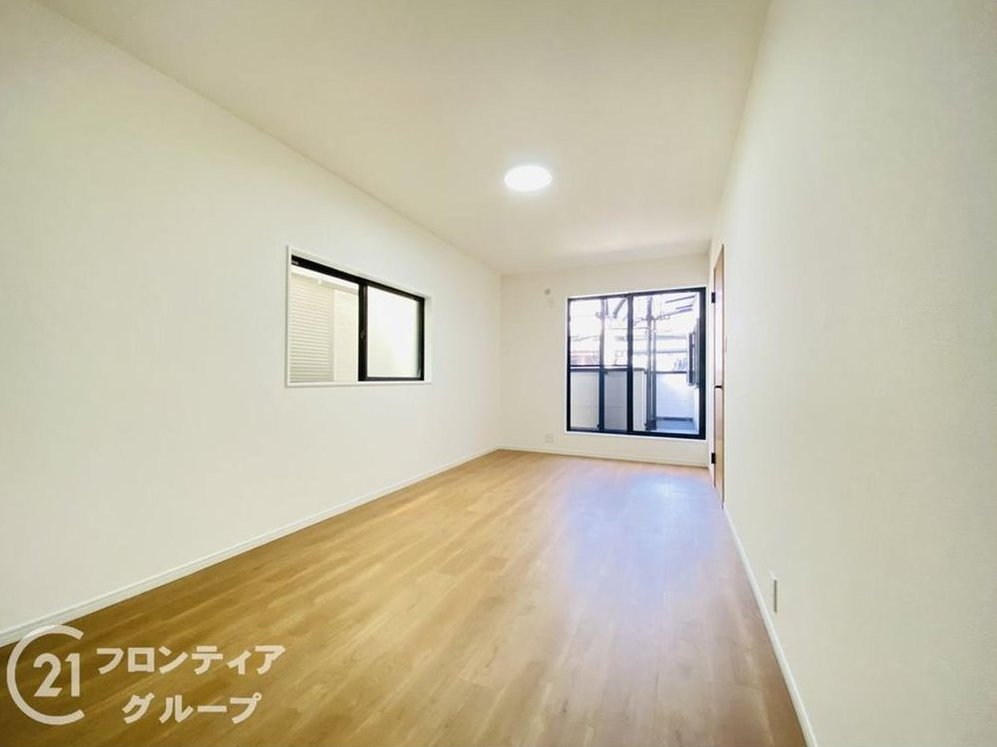 Used detached house in Inada Shinmachi 3-chome, Higashi Osaka City &mdash; photo 4
