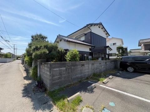 Marugame, Kagawa property