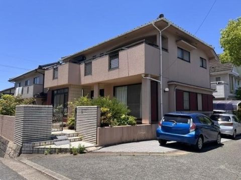 Fukuyama, Hiroshima property