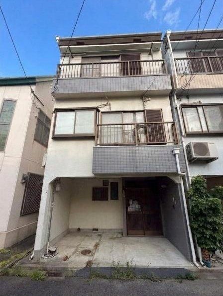 Higashiosaka, Osaka property