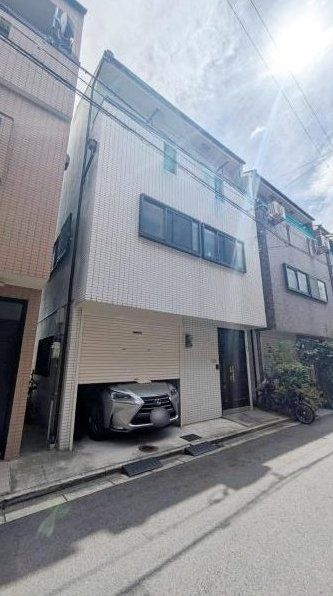 Higashiosaka, Osaka property