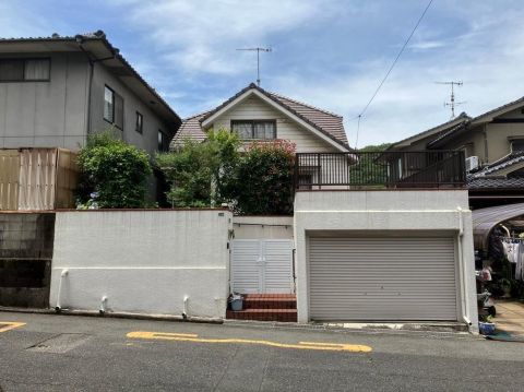 Fukuyama, Hiroshima property