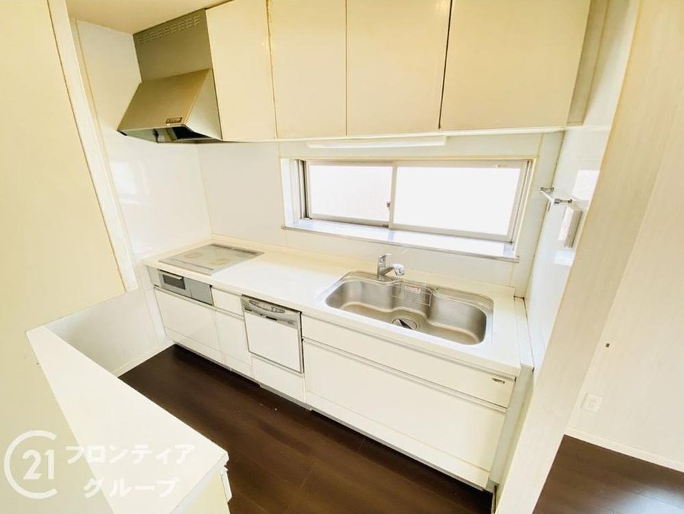 Used detached house in Komatsu 2-chome, Higashiyodogawa-ku, Osaka City &mdash; photo 4