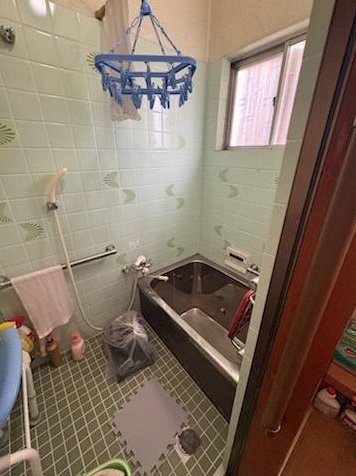5DK detached house with 2-car garage (southeast corner lot) in 4-chome, Ohasu, Higashi-Osaka City &mdash; photo 7