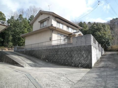 Fukuyama, Hiroshima property
