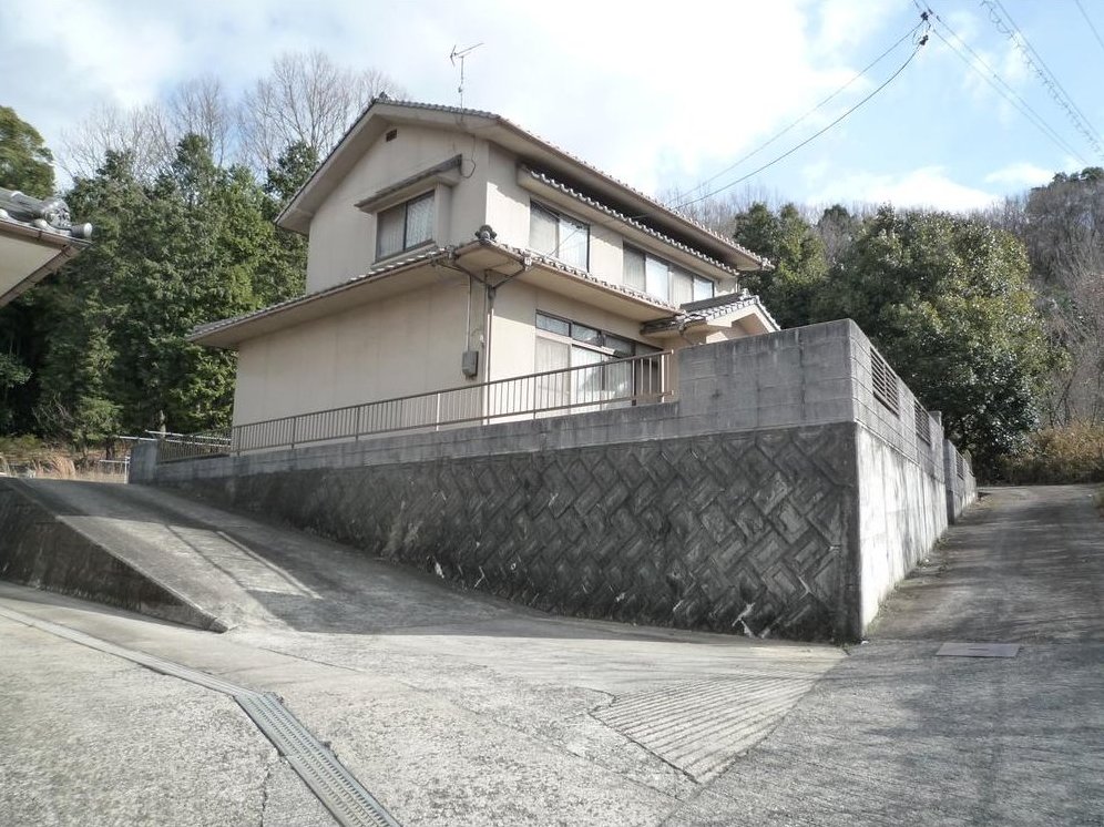 Kumano Town (Bingo-Akasaka Station) 3.3 million yen &mdash; photo 1