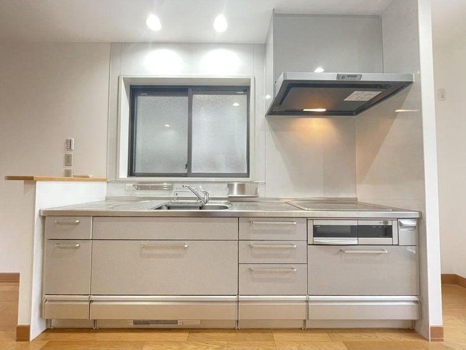 Used detached house in Chiyogaoka 2-chome, Tarumi-ku, Kobe City &mdash; photo 3