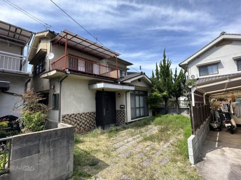 Fukuyama, Hiroshima property