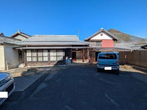 Marugame, Kagawa property