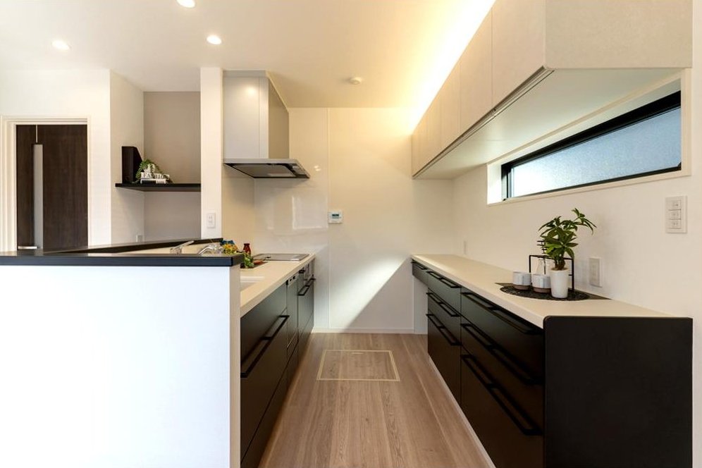 Oshima Lot 1: Living room furniture included, long-term 20-year warranty included. &mdash; photo 6