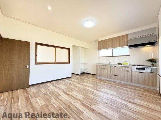Used house in Nishisho, Konan-cho, Takamatsu City &mdash; photo 4