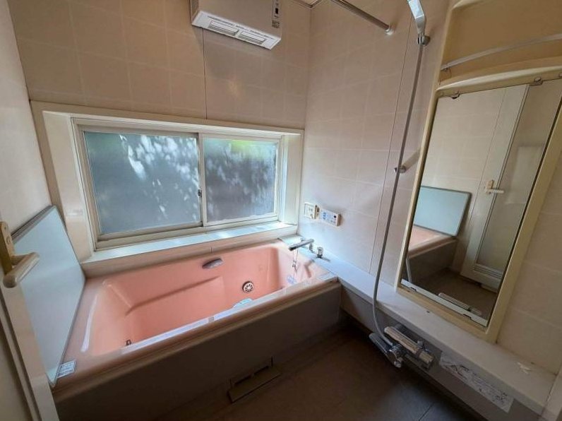 Used detached house in Tahiue-cho, Takamatsu City &mdash; photo 4
