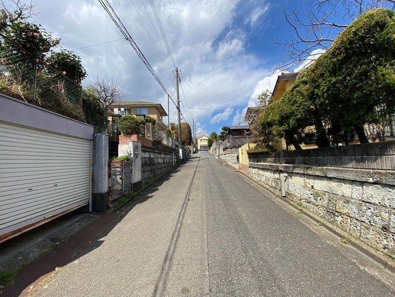 Land with an old house in Nishikamakura 4-chome &mdash; photo 8