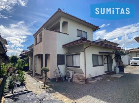 Fukuyama, Hiroshima property