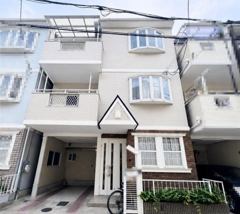 Higashiosaka, Osaka property