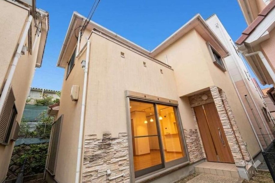 Detached house in Takarazuka City, Takarazuka 3-chome &mdash; photo 1