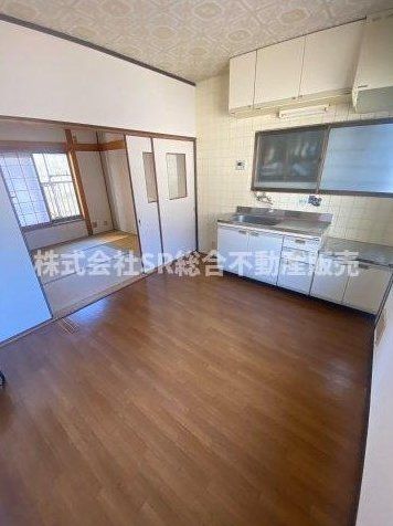 Higashiosaka, Osaka property