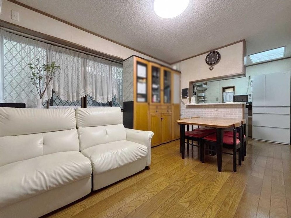 Used detached house in Goi-no-ike-cho 3-chome, Nagata-ku, Kobe City &mdash; photo 4