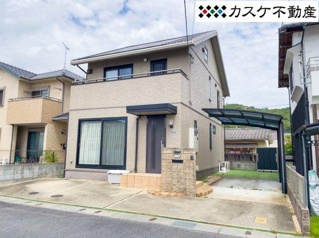 岡山市北区大安寺中町 3LDK+小屋裏 &mdash; photo 1