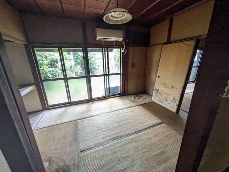 Used detached house in Narai-cho, Takamatsu City &mdash; photo 3