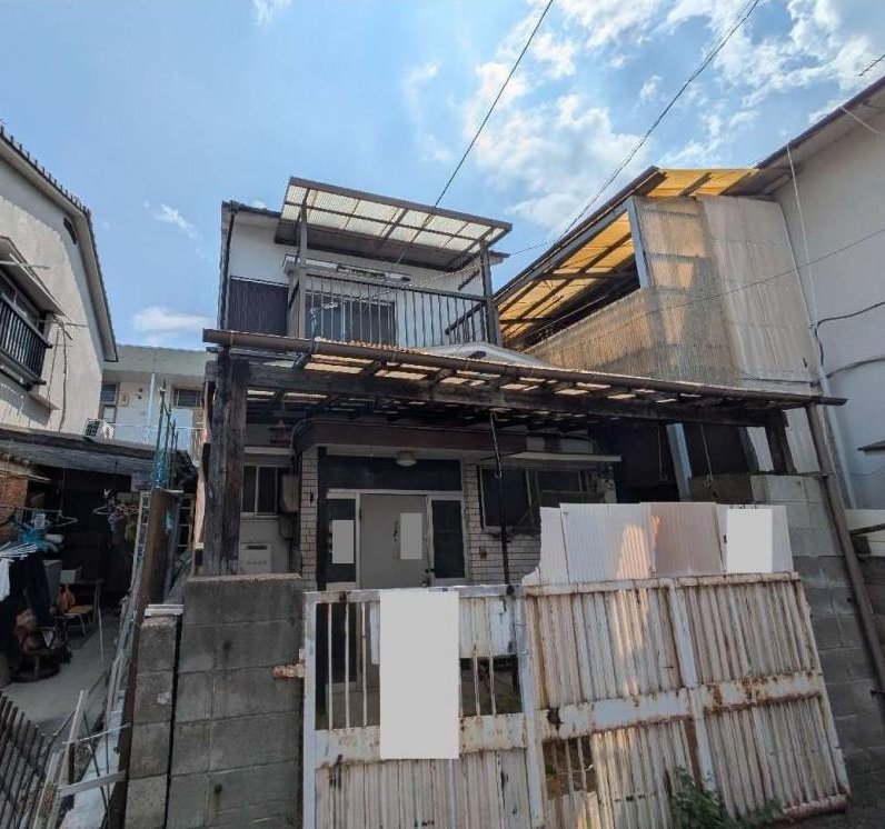 Used detached house in Matsushima-cho, Takamatsu City &mdash; photo 1
